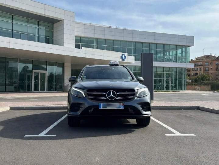 Transport médicalisé sécurisé et pris en charge.