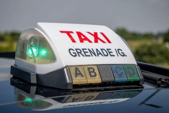 Taxi transport Grenade